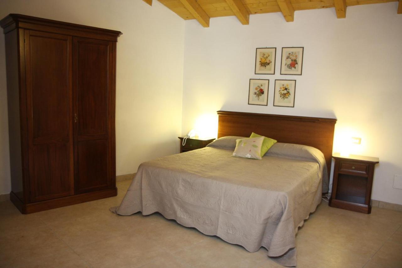 Gli Acini Bed & Breakfast Pietra de' Giorgi Ngoại thất bức ảnh
